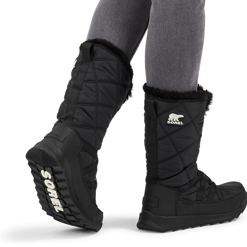 Sorel Quilted Black Winter Boots